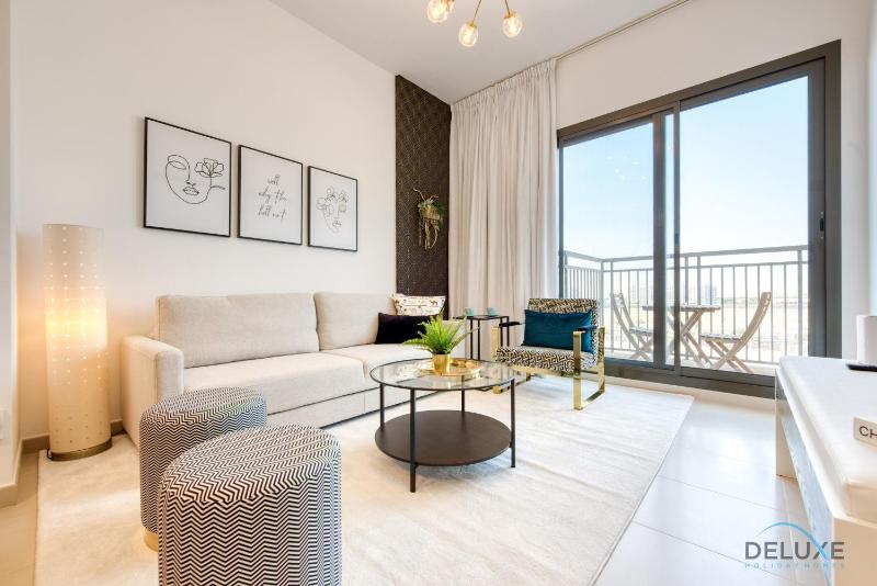 Spotless 1BR at UNA Town Square Dubailand by Deluxe Holiday Homes — отель в Дубае, Объединенные Арабские Эмираты