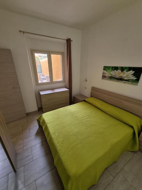 Trilocale Conti a Santa Teresa - Appartamento Centrale
