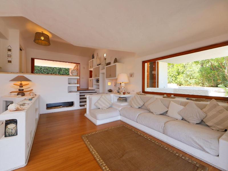 Audarya ad Aglientu - Spaziosa Casa Vacanze Rustica