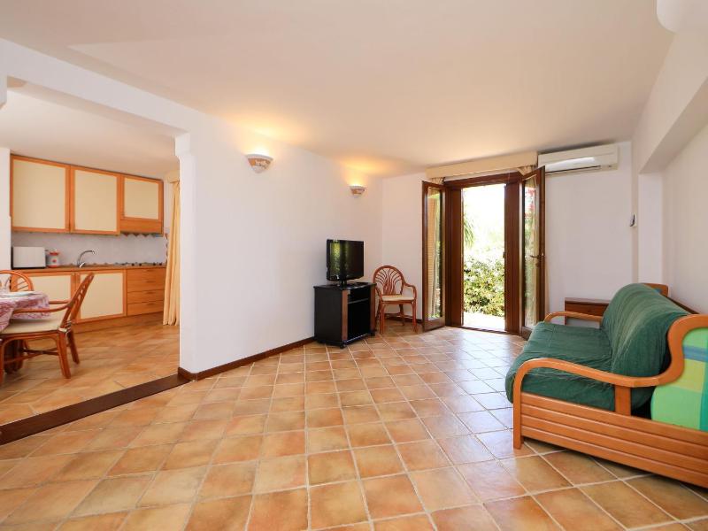 Dalia 15 a Porto San Paolo - Oasi di comfort vicino al mare