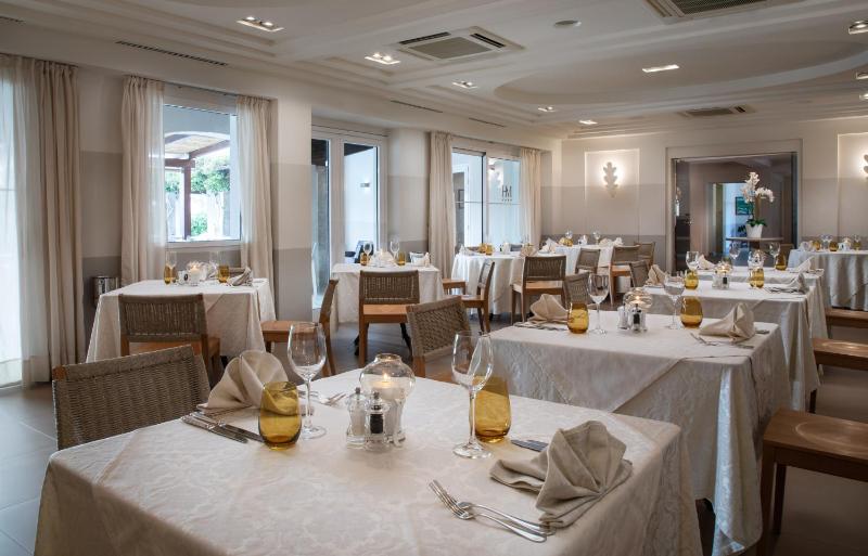 Villa Margherita a Golfo Aranci - Lussuoso hotel sul mare