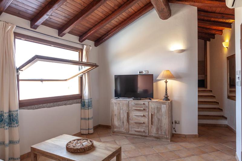 DomoMea a Costa Rei - Lussuosa Villa con Piscina