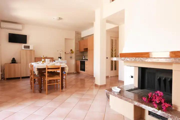 SaMurtaBianca 1 a Pula - Lussuosa villa con piscina e vista