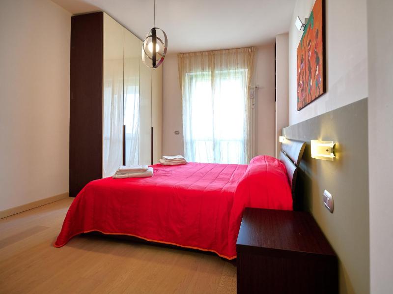 Farini Apartment — отель в Милане, Италия