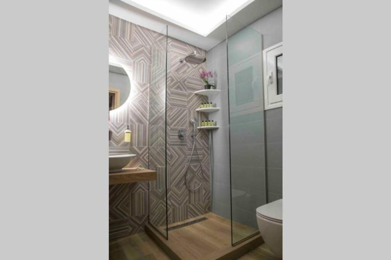 Цены на 7 Steps Apartment Metro Syggrou Fix near Acropolis в Афины