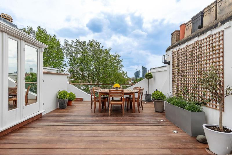Veeve - Roof Terrace Views in Chelsea — забронировать отель в Лондоне