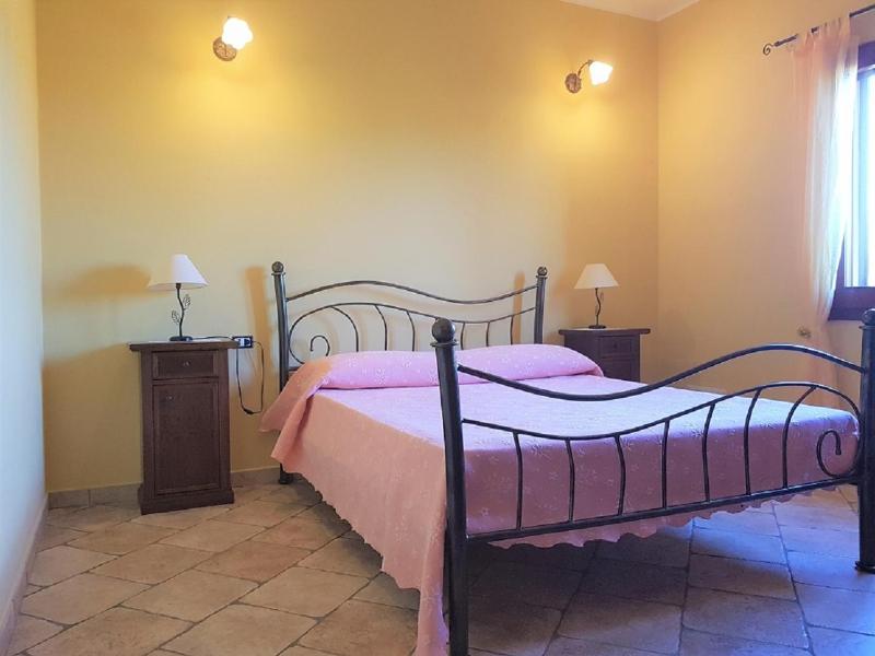 Villa Giuliana 1 a Tertenìa - Spaziosa casa panoramica