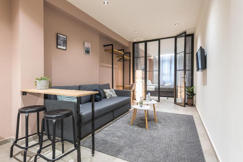 Filia Place — отель в Афины, Греция