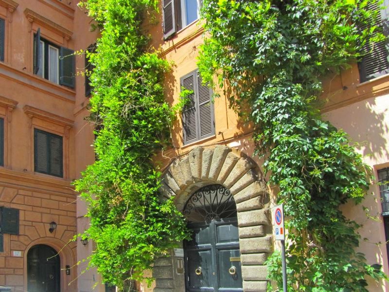 Цены на Apartment Pantheon by Interhome в Риме