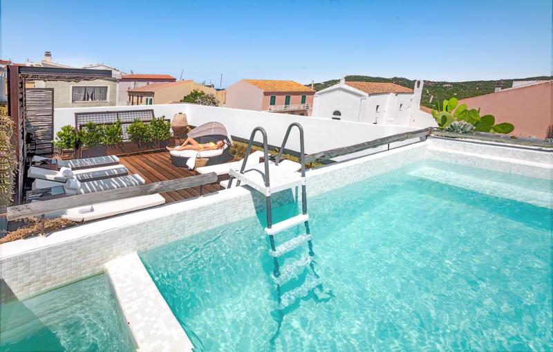 B&B Santa Lucia a Santa Teresa - Affascinante B&B piscina