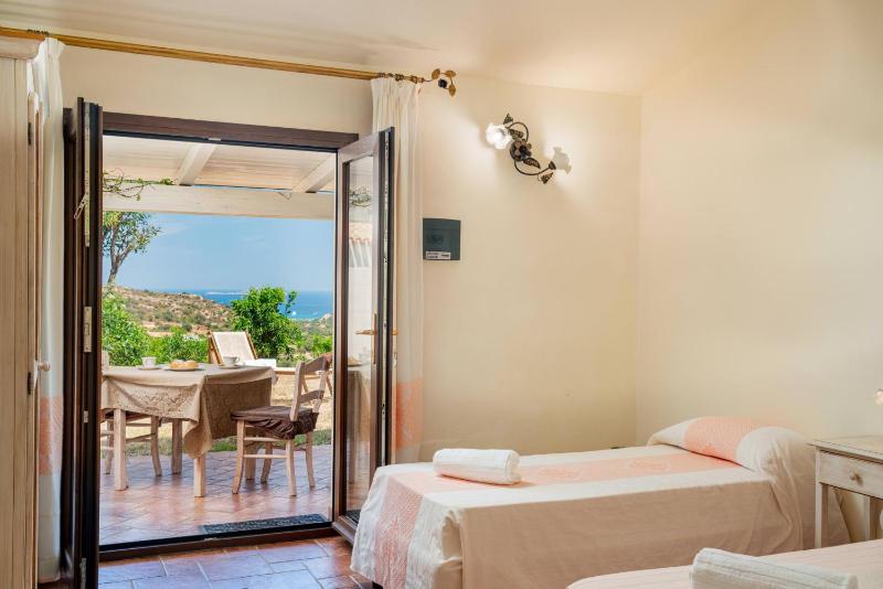 Borgo Alba Barona a Golfo Aranci - Agriturismo Unico