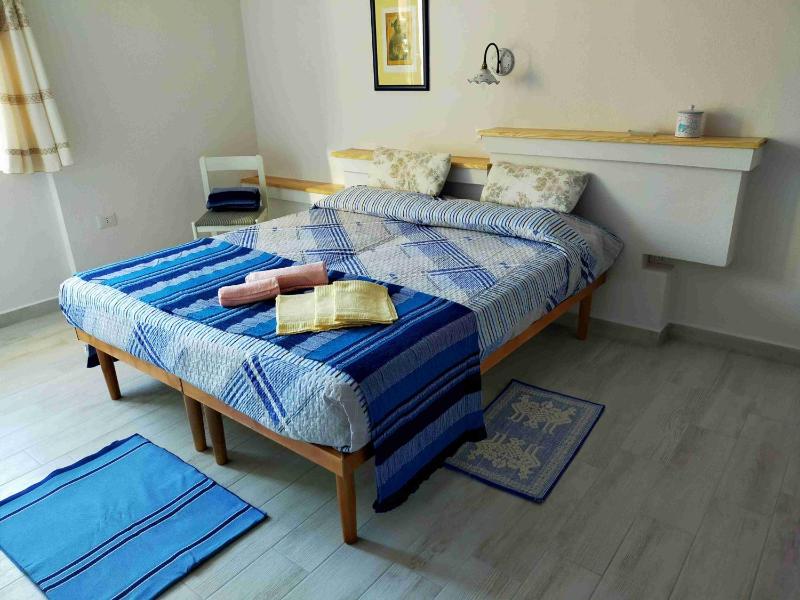 Casa Serra a Cala Gonone - Elegante Alloggio Vicino Spiaggia
