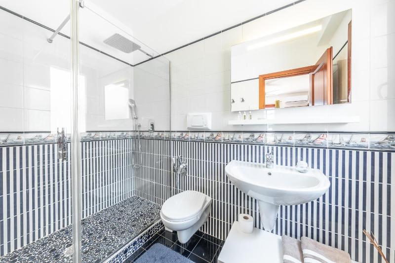 Villa Bellavista a Torre delle Stelle - Esclusiva con piscina