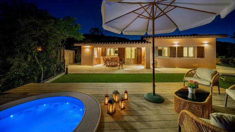 Villa Gea 8 a Costa Rei - Lussuosa villa con giardino