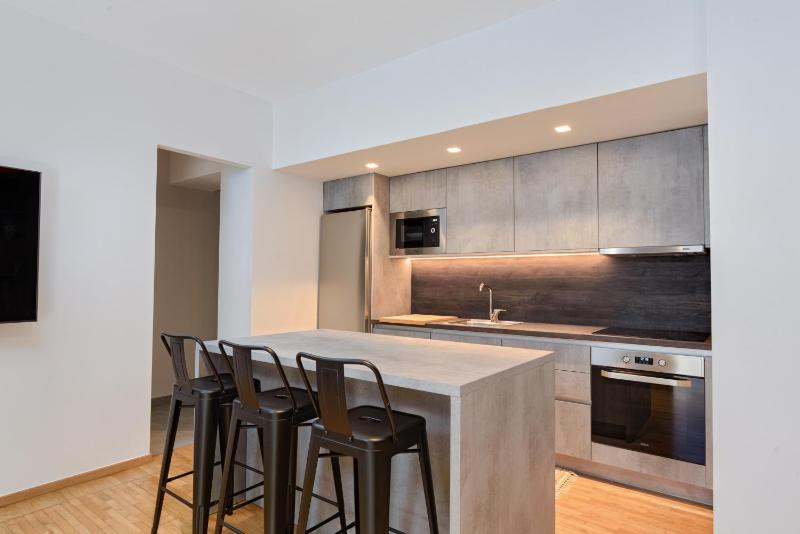 Athenian Stylish Living — забронировать отель в Афины
