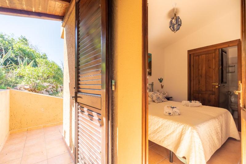 Villa Nella a Costa Paradiso - Lussuosa villa idromassaggio