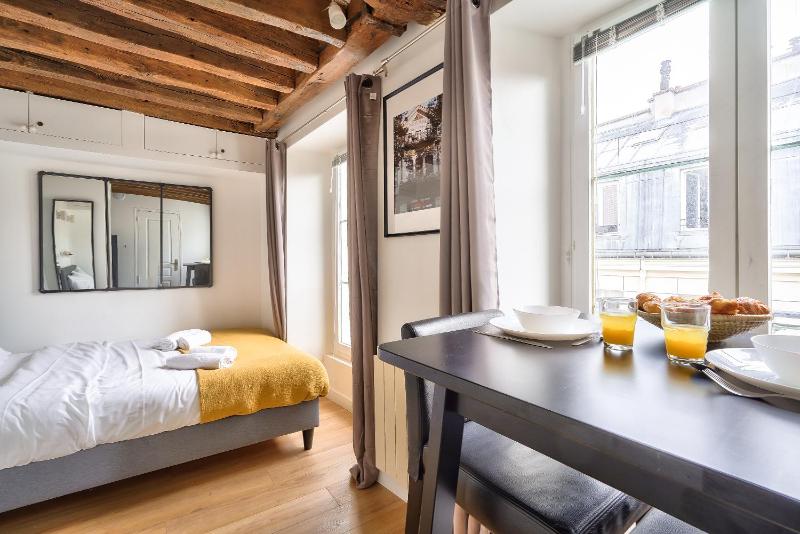 The Perfect Studio in the Heart of Paris (5M) — отель в Париже, Франция