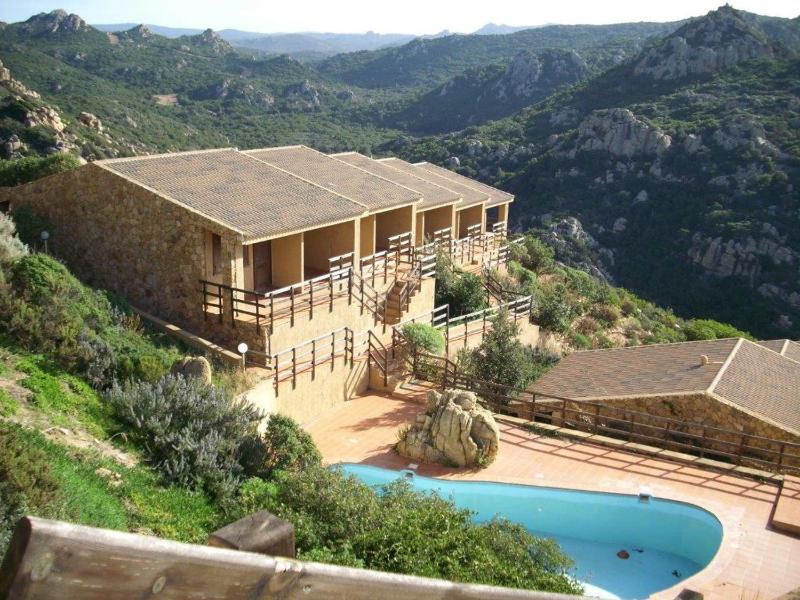 Casa Manuela a Li Cossi - Apt con Piscina Privata