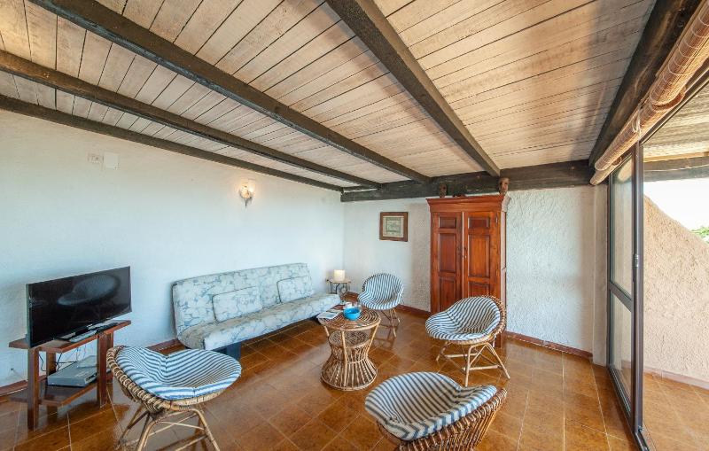 Villa Ginepri a Stintino - Lussuosa Casa Vicino Spiaggia
