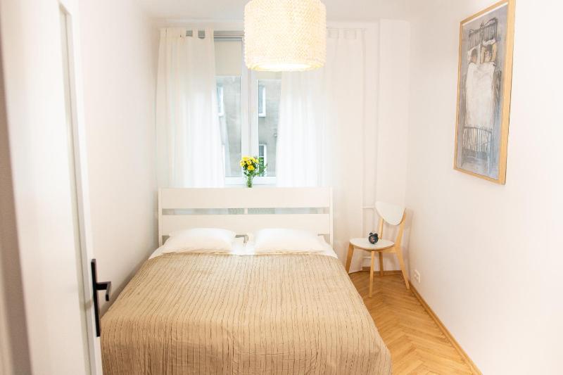 Wilcza Apartament — отель с удобствами в Варшаве