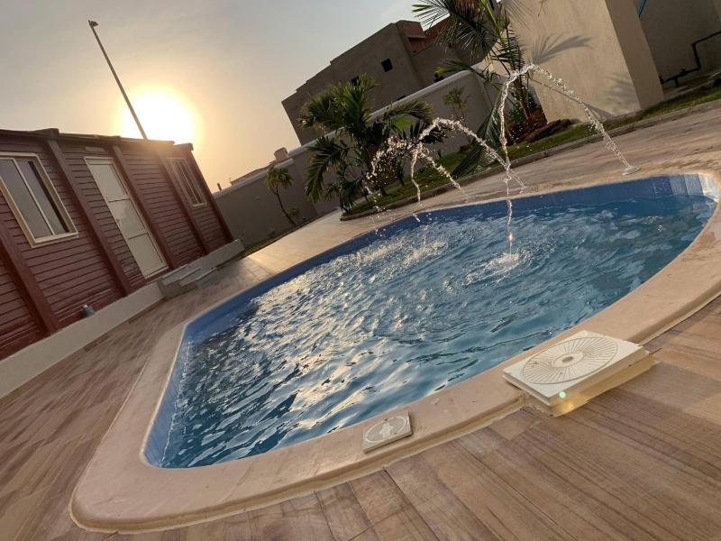Green Oasis with Private Pool — отель с удобствами в Джидде