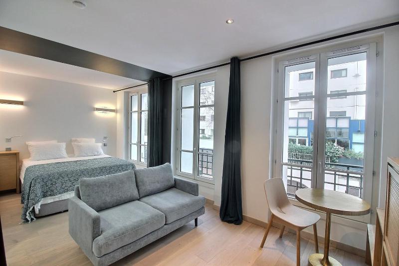 S18932 - Studio 2 personnes a Paris — отель с удобствами в Париже