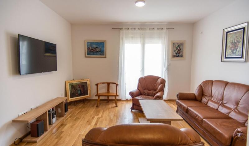Sunny Hill Ljubovic Apartment — отель с удобствами в Подгорице