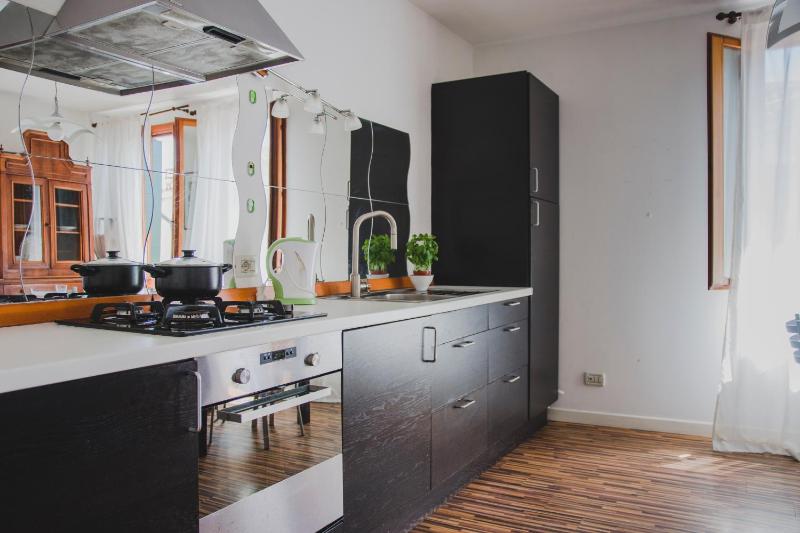 Цены на Ca Giardini Apartments in Biennale by Bricola Apartments в Венеции