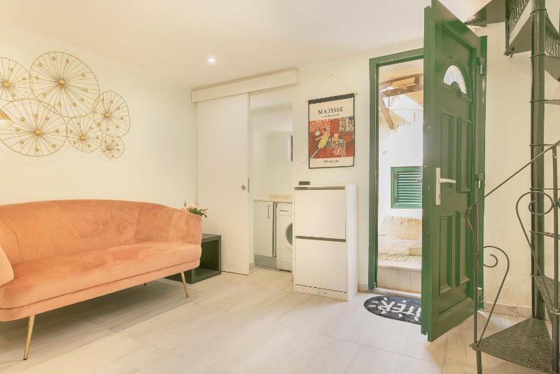 Cosy Duplex House in Downtown Lisboa — комфортный отель в Лиссабоне