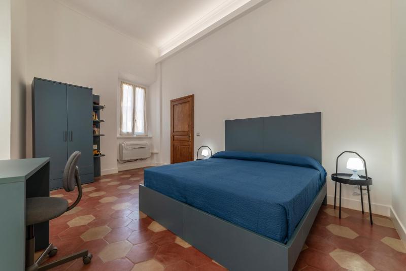 Largo di Torre Argentina Apartment — комфортный отель в Риме