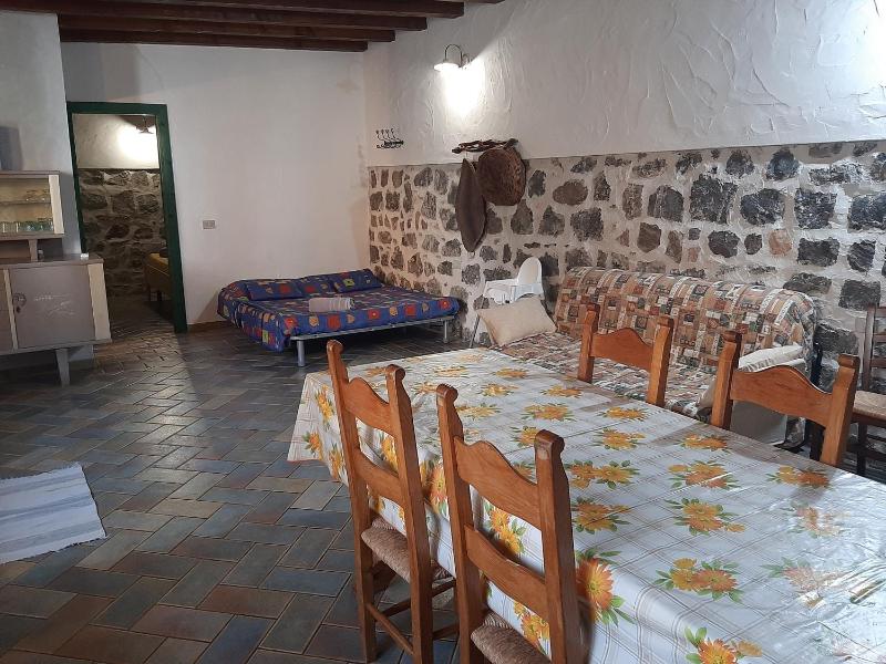 Sa dommo de sa Pietate a Orosei - Autentico alloggio con giardino