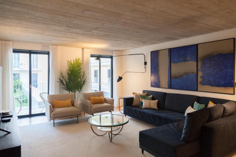 FLH Intendente Blue Flat with Balcony — комфортный отель в Лиссабоне