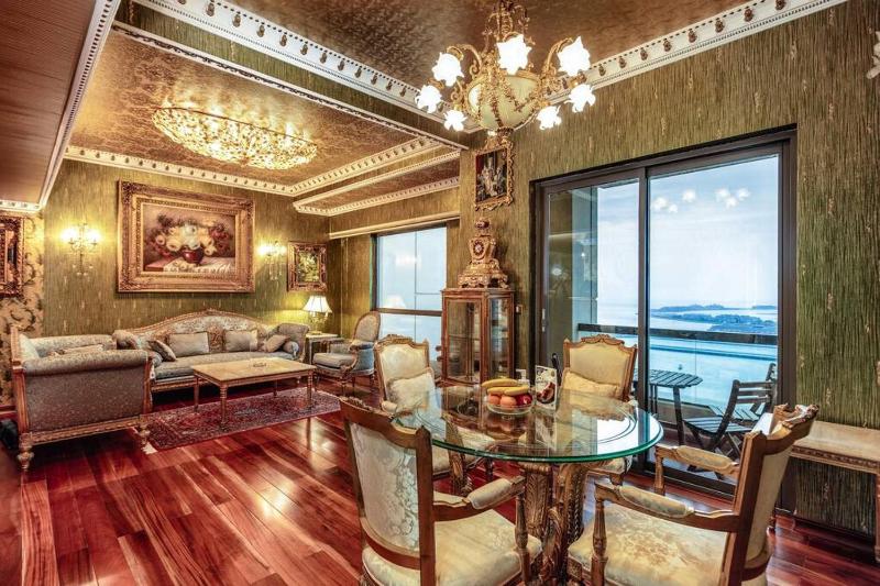 Victorian Jewel - 2BR - Panoramic Sea & Palm View — забронировать отель в Дубае