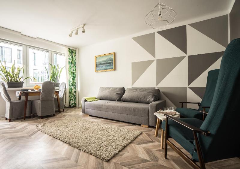 OompH Warsaw Central Apartment — отель с удобным расположением в Варшаве