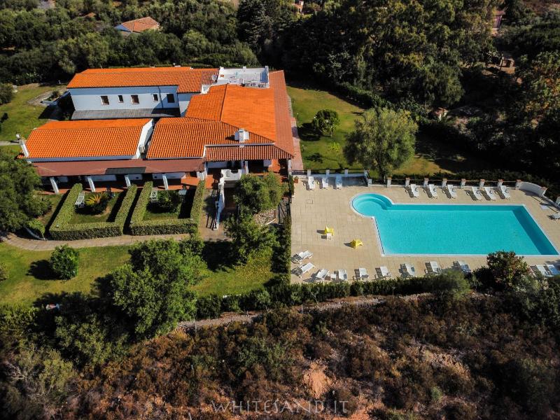 White Sand Residence a Porto Istana - Relax vista mare