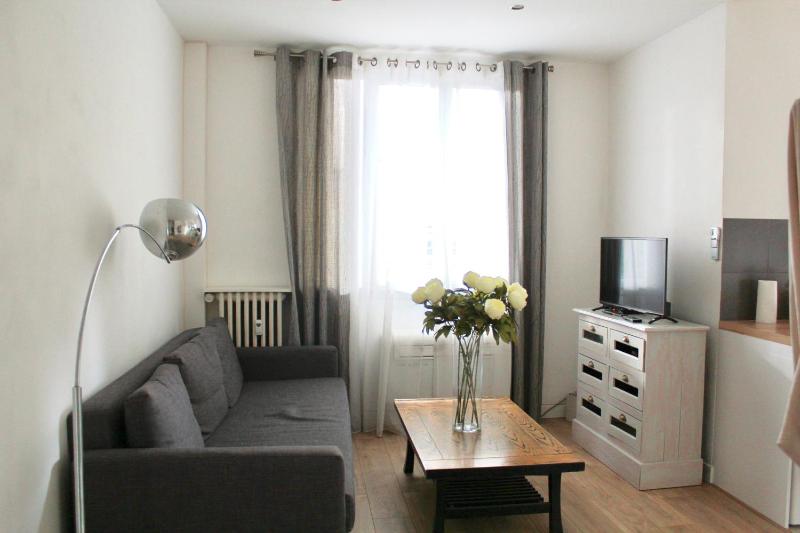 T2 entierement equipe, proche toutes commodites — забронировать отель в Николь