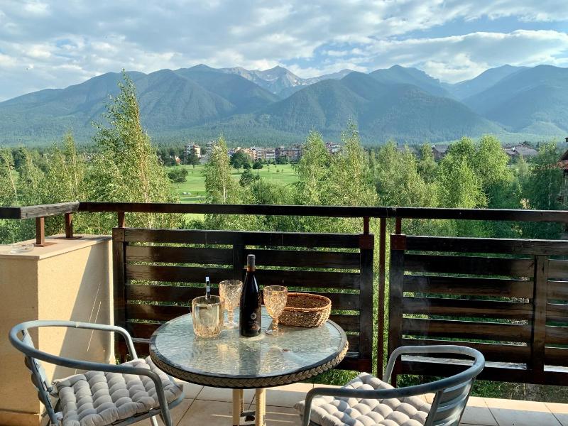 Luxury Apartment Pirin Chalet in Terra Complex — отель с удобствами в Банско
