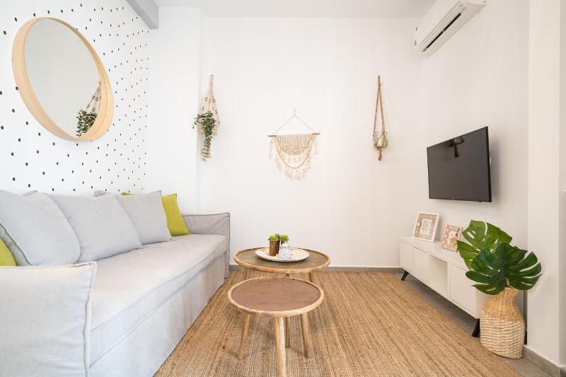 Athens Gift, only 300m from Acropolis Museum — комфортный отель в Афины