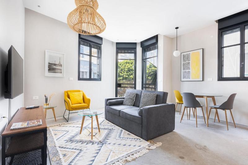 Fabulous Corner Market by TLV2RENT — отель в Тель-Авиве, Израиль