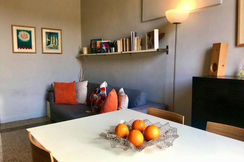 Цены на Sunny top floor in San Frediano в Флоренции