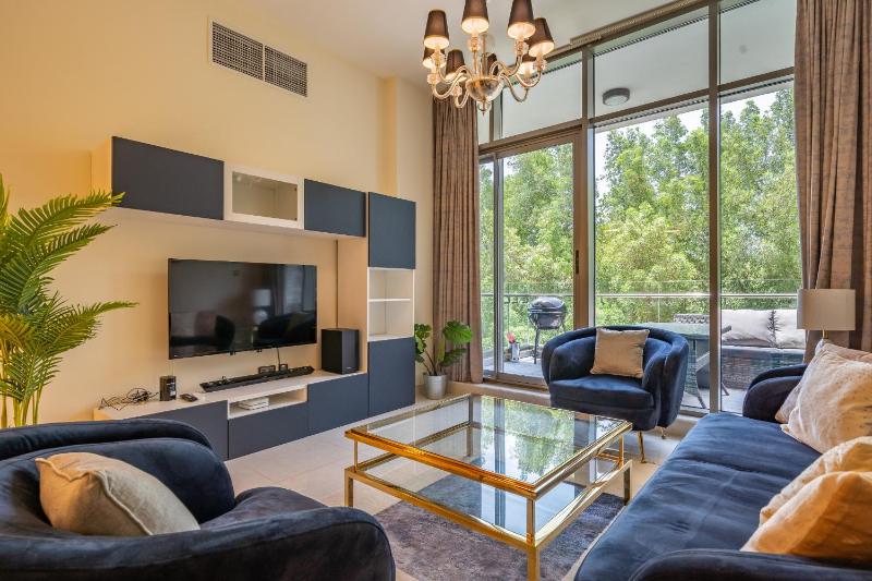 Primestay - Polo Residence in Al Meydan — комфортный отель в Дубае