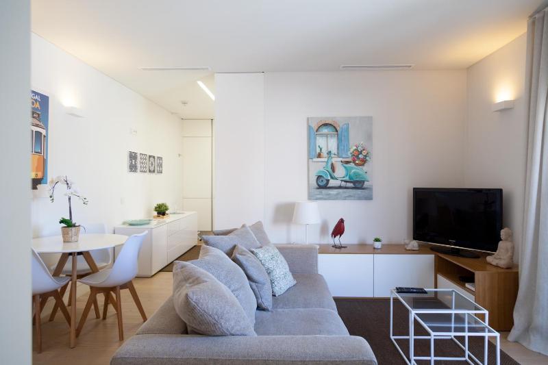 FLH Saldanha Minimalist Flat — отель с удобствами в Лиссабоне