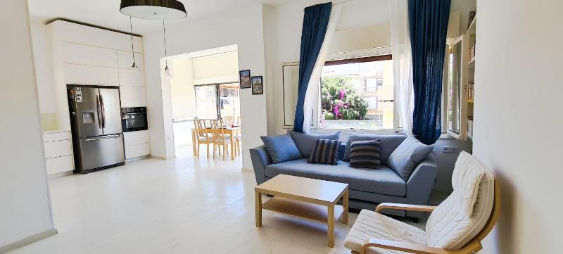Цены на BnBIsrael apartments - Engel Jolie в Тель-Авиве