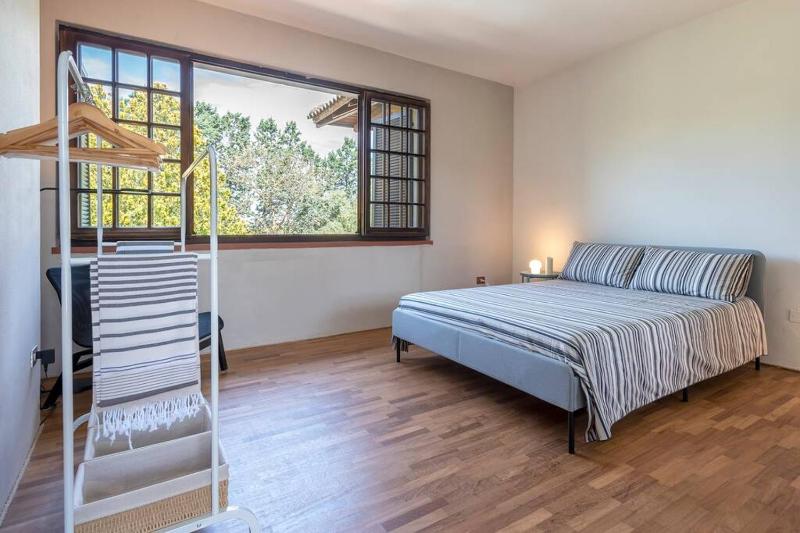 Domus 81 a Sassari - Lussuosa villa con piscina privata