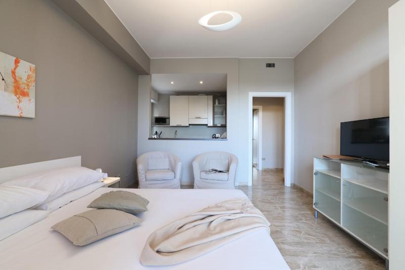 Contempora Apartments - Elvezia 8 - E53 — комфортный отель в Милане