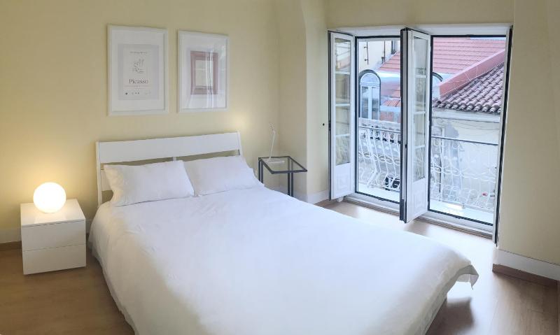 Room I - Atalaia - Bairro Alto — забронировать отель в Лиссабоне