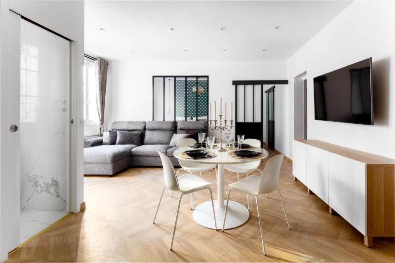 SUITE LUXURY NATION 26 — забронировать отель в Париже