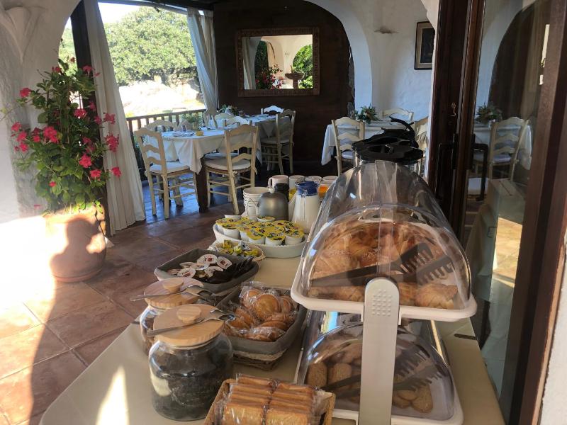B&B Villa Aurora ad Arzachena - Eleganza con piscina