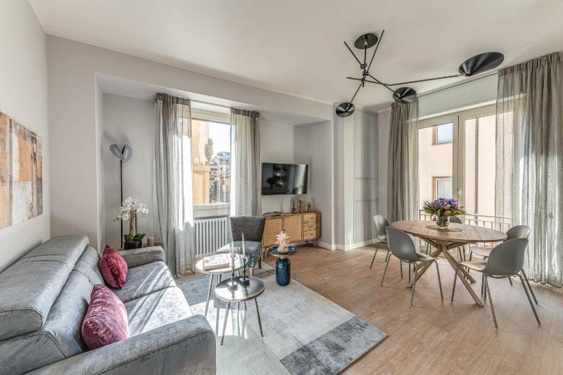 Apartments Florence -Ponte Vecchio View — забронировать отель в Флоренции