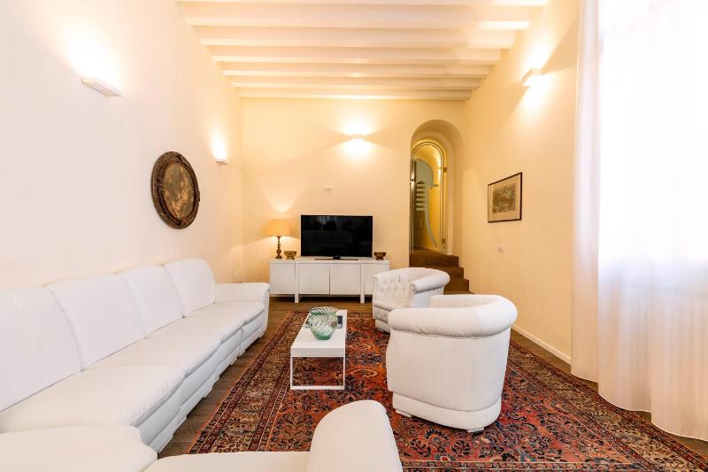Цены на Residenza San Leonardo в Венеции